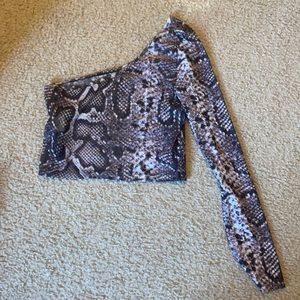 One shoulder snake skin shirt